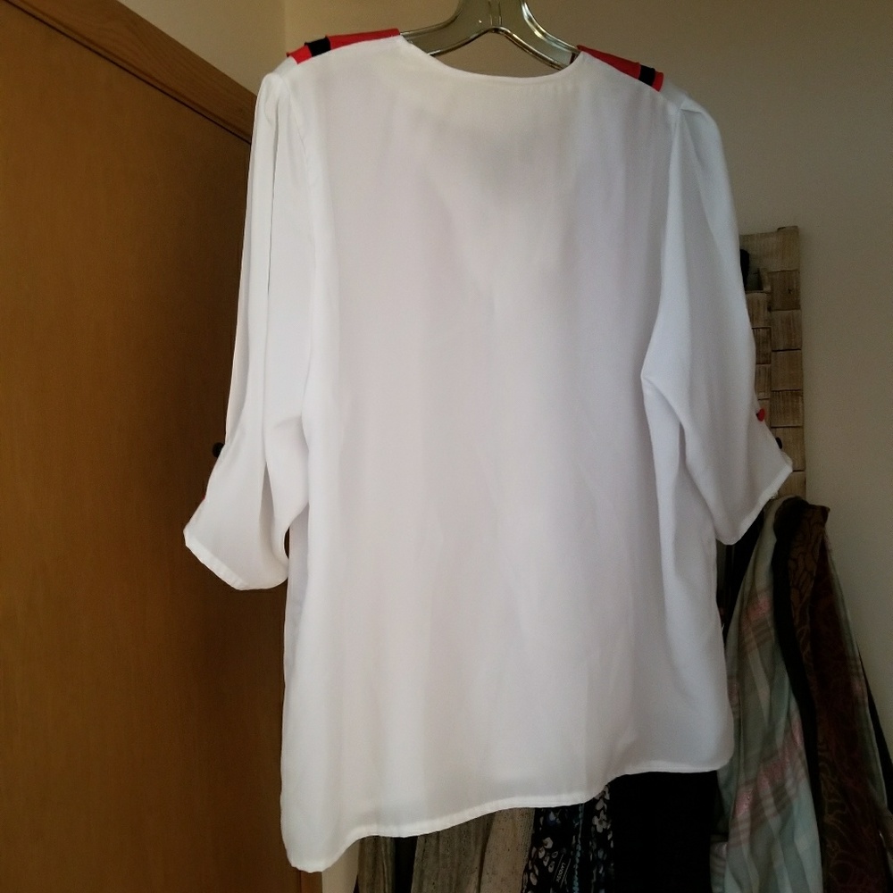 ⭐ Funky Collared Blouse - Picture 3 of 5